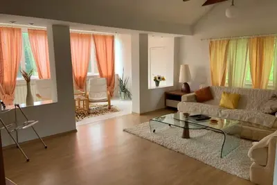 Image de Casa de vis in zona Peles