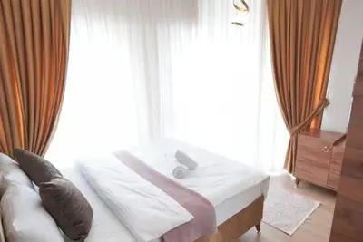 Image de Two Bedroom 2a\/C Apartment, Wi-Fi, Free parking-Is9\n\n