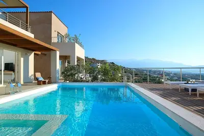 Image de Villa Apoi | Private pool, hot tub & seaview!