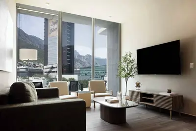 Image de Sleek Apartment with Mountain views, Pool & Gym