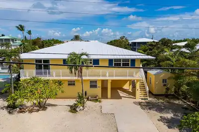 Image de Duck Key Livin in Paradise with a heated pool 75 ft of dockage 2 paddleboards