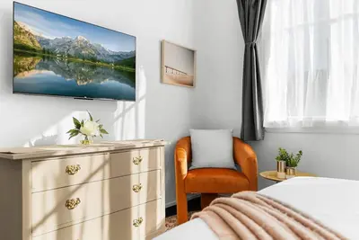 Image de Central City Villa perfect for up to 12-guests