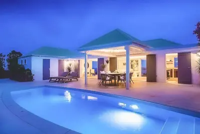 Pointe-Milou Ocean Oasis with Private Pool
