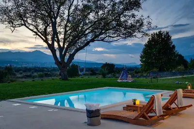 Image de New 2-bedroom Villa Providenca with private pool
