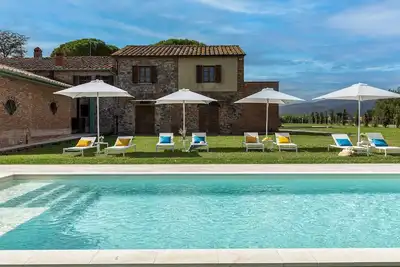 Image de Tenuta Francigena 8, Emma Villas