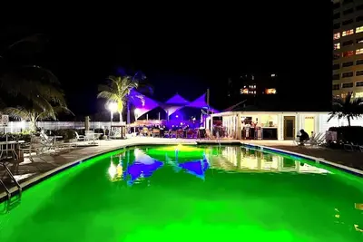 Image de Paradise Garden Retreat. Million-Dollar View at Coral Beach Resort Bahamas