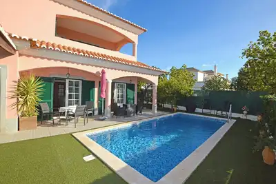 Image de Spacious 4 Bedroom Villa with Private Pool, Walking distance to Tavira town