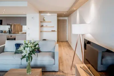 Image de Wifi, à 150m des pistes de ski, 2ème étage, vue montagne, sauna, balcon, cheminée ou poêle à bois