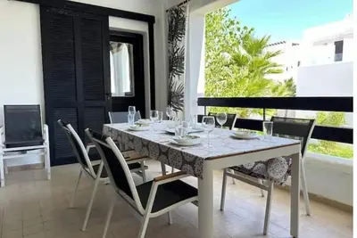 Image de Four Bedroom Beach Front King Retreat