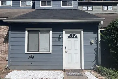 Image de Charming 2-bedroom townhome in Tallahassee Near Fsu and Famu