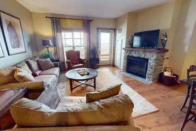 Image de New! Soaring Eagle #202- Brigham Two Bedroom Condo