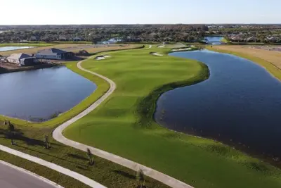 Image de Gated area, Golfing, Hoa Pool, Pickleball Courts, and Family Fun