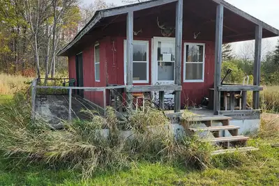 Image de Hunt camp with Lots of Nature situated between Lake Nosbonsing and Wasi Lake