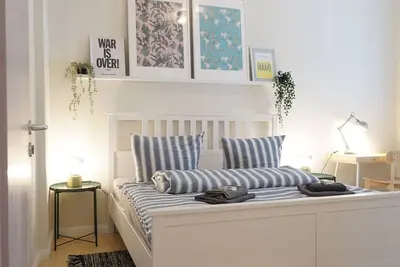 Image de Spacious & central Period-Apartment w/3br