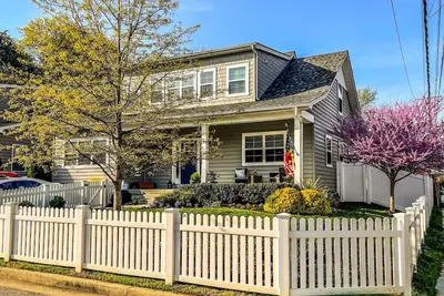 Image de Spacious home in historic Annapolis, near Usna