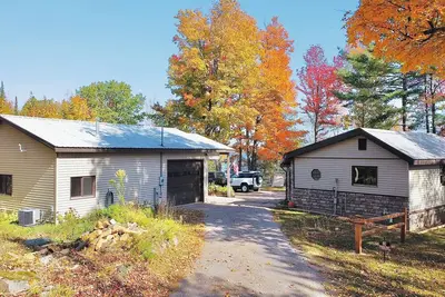 Image de The Lodge at Pine Lake, Lakefront property sleeps 5