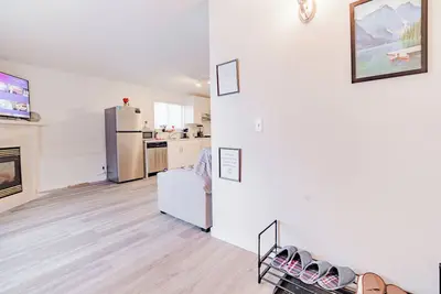 Image de [Walkout Basement Suite] Spacious and Cozy, 2 Bedroom 4 Bed