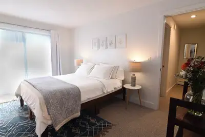 Image de OnQ: A condo in Quechee Lakes overlooking the Ottauquechee River