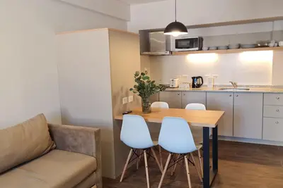 Image de Cerro Lopez apartement situe a quelques pas de la rue a Bariloche principale