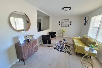 Image de Charming 4-bedroom house with WiFi and Ac in peaceful Riverdale