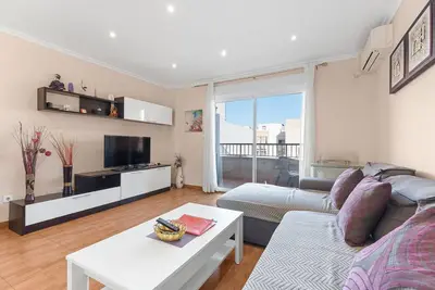 Image de Appartement 'Yovalu Con Balcon' avec balcon, Wi-Fi et climatisation