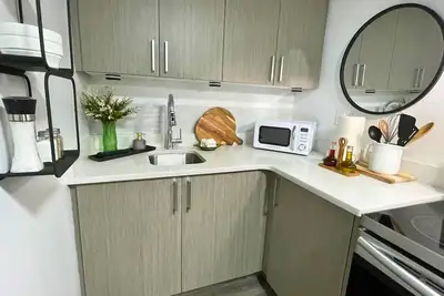 Image de 2 Bd Basement Suite in Yeg