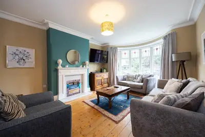 Image de GuestReady - Maison mitoyenne à West Didsbury