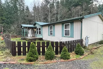 Image de 4bd/2ba Family & Pet Friendly Forest Retreat in Silverdale, Wa - Chefs Kitchen!