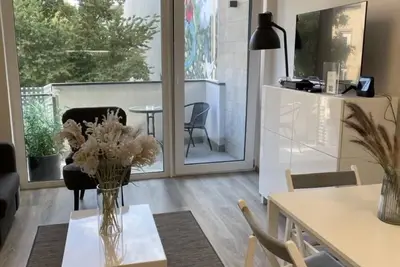 Image de Family by FirstHost A303