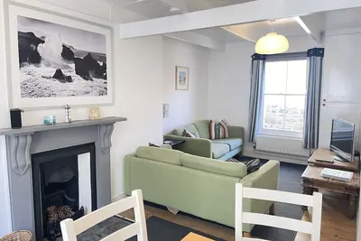 Image de Mermaids Rest -  a cottage that sleeps 6 guests in 3 bedrooms