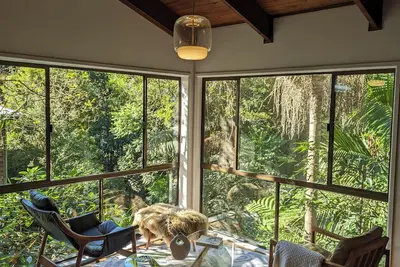 Image de Spacious Scandi-inspired luxury home amongst the trees - Mount Glorious summit!