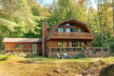 Image de Adk Whiteface Chalet with Hot Tub, Dog Friendly!