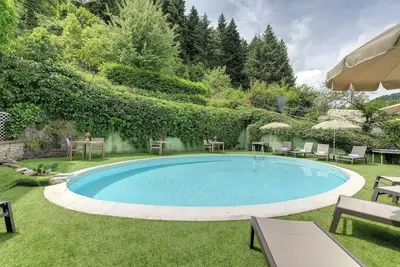Villa Barbara With Pool and Garden in Tuscany, Ideal for Families and Weddings