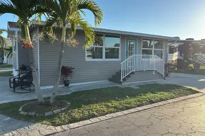 Image de Cozy cottage near Ft Myers beach, Sanibel Captiva Pet Friendly! ! !
