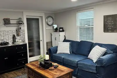 Image de Unwind@839 says it all! Charming cottage in Lodi, a wine country destination.