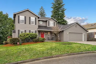 Image de Highly sought, Highly ranked, spacious 4 bdrm home with unbeatable location