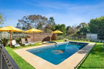 Image de Station House - Pool - on the Bellarine Rail Trail