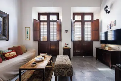 Image de Charming Home Mins To Hospital Pavia & El Morro!