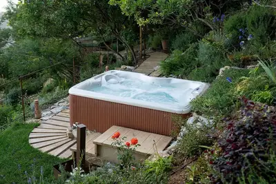 Image de Belle maison de vacances privée avec bain à remous, sauna, climatisation, Wifi, balcon