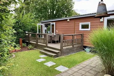 Image de Modern and cosy chalet at Park Campanula for 4 people with lovely garden. Dog welcome.