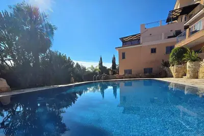 Image de Tala Hills Sea View Apartment, Tala Village, Paphos, w/wifi, walk-in shower
