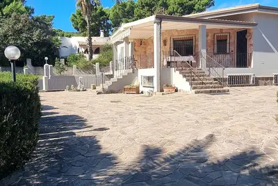 Image de Cozy Villa 7 minutes walk from Portopino beach. peace and relaxation