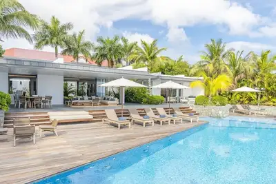 Caribbean Paradise With Golden Sunset Views
