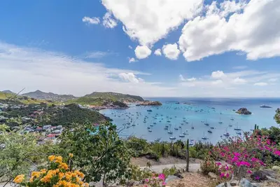 Image de Two-Bedroom Villa with Ocean-View Pool