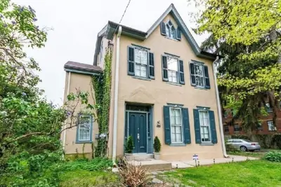 Image de Large 3br apartment in historic Germantown mansion
