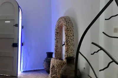 Image de petit Riad avec terrasse 5 personnes au coeur de la médina et a 5 mn de la plage