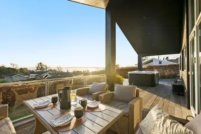 Image de Superbe maison à Nibe avec WiFi