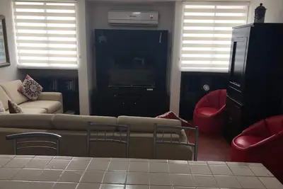 Image de Departamento totalmente amueblado en la Zona Dorada, a 4 cuadras de la playa.