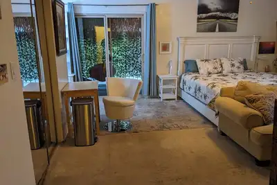 Image de Spacious 7-bedroom house in quiet neighborhood