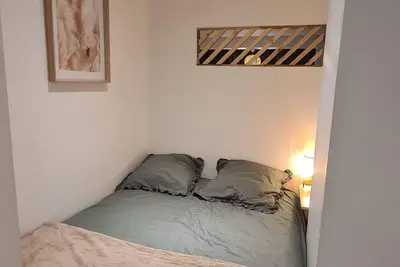 Image de T2 rénové et climatisé tout équipé